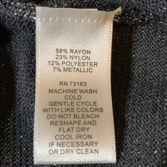 Cable & Gauge Dark Gray Very SPARKLE filled sweater, button up Size Large - Picture 4 of 6